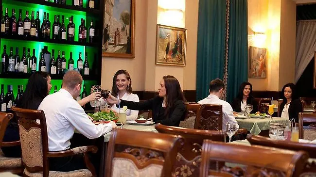 Hotel Phoenicia Apartments Baneasa Airport Bucharest